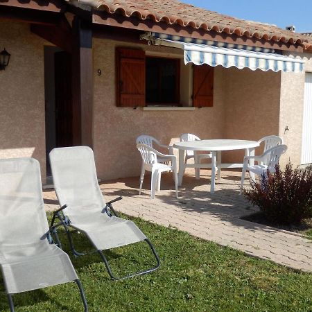 Pretty Villa With Above Ground Pool Saint-Genies-de-Fontedit ภายนอก รูปภาพ